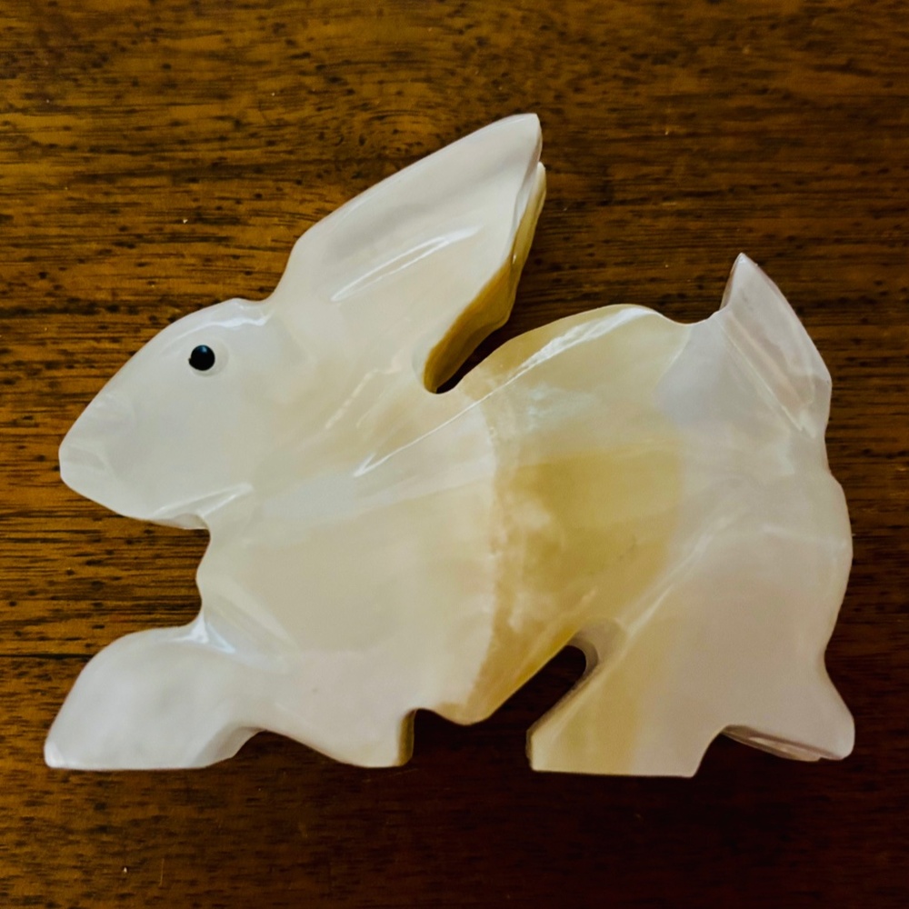 Hand Carved Alabaster Quartz Rabbit Figurine